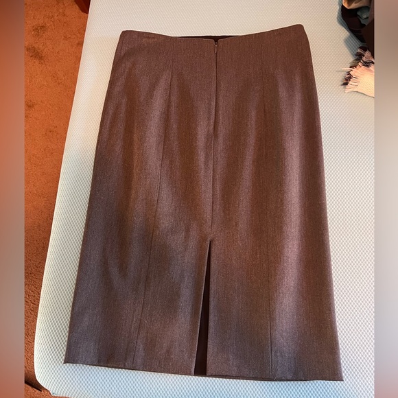 Express size 8 knee length pencil skirt - extra long (for tall women) - Picture 2 of 3